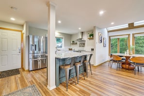 Apartment (3 Bedrooms) | Interior - 1/2 Mi to Camelback Slopes! Resort-style Townhome (Tannersville)