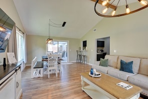 House (3 Bedrooms) | Interior - Grill! New Port Richey 'your Home Away From Home (New Port Richey)