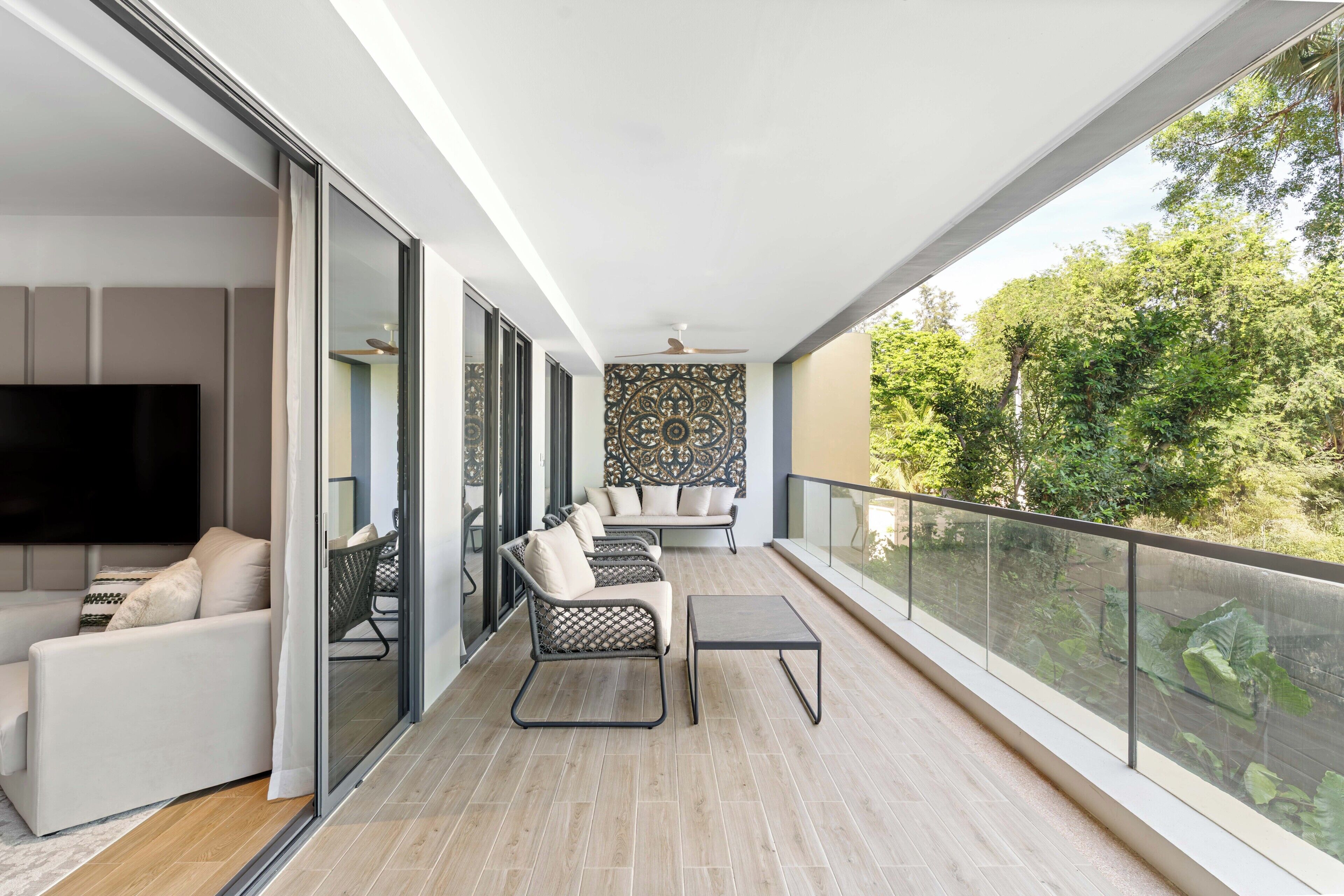 Deluxe Apartment, Balcony, Beach View | Terrace/patio