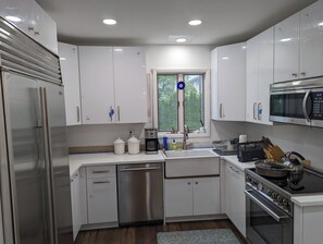 Private kitchen - Charming 3 Bedroom Home in Spring Lake (Spring Lake)