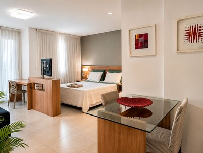 Premium Apartment | Pool, Kitchen and Parking Space