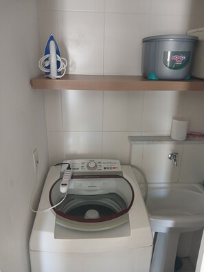 Interior - Premium Apartment | Pool, Kitchen and Parking Space (Rio de Janeiro)