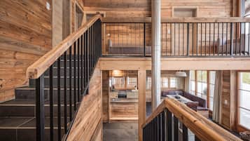 Chalet | Interior
