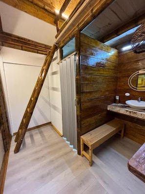 Standard Double Room | Bathroom - La Puesta del Sol (Filandia)