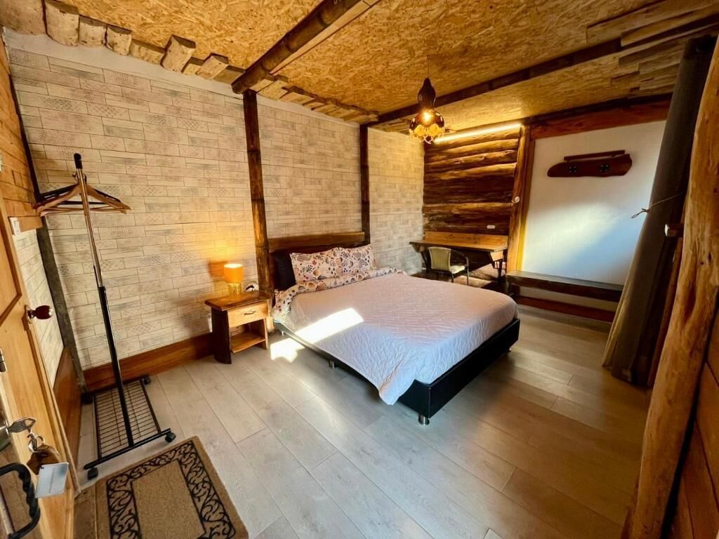 Basic Double Room | Free WiFi