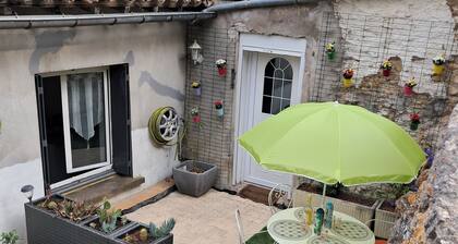 The Aude Getaway