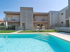 Pool - Lovely apartment for 6 people with A/C, pool, TV, patio and panoramic view (Ponti Sul Mincio)