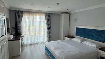 Comfort Room, Lanai, Sea View | Down comforters, Select Comfort beds, desk, free WiFi