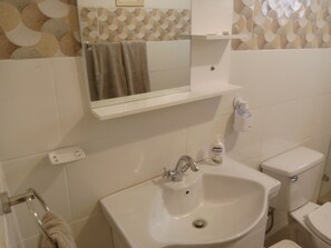 Bathroom - Vrbo Property (Santo domingo este)