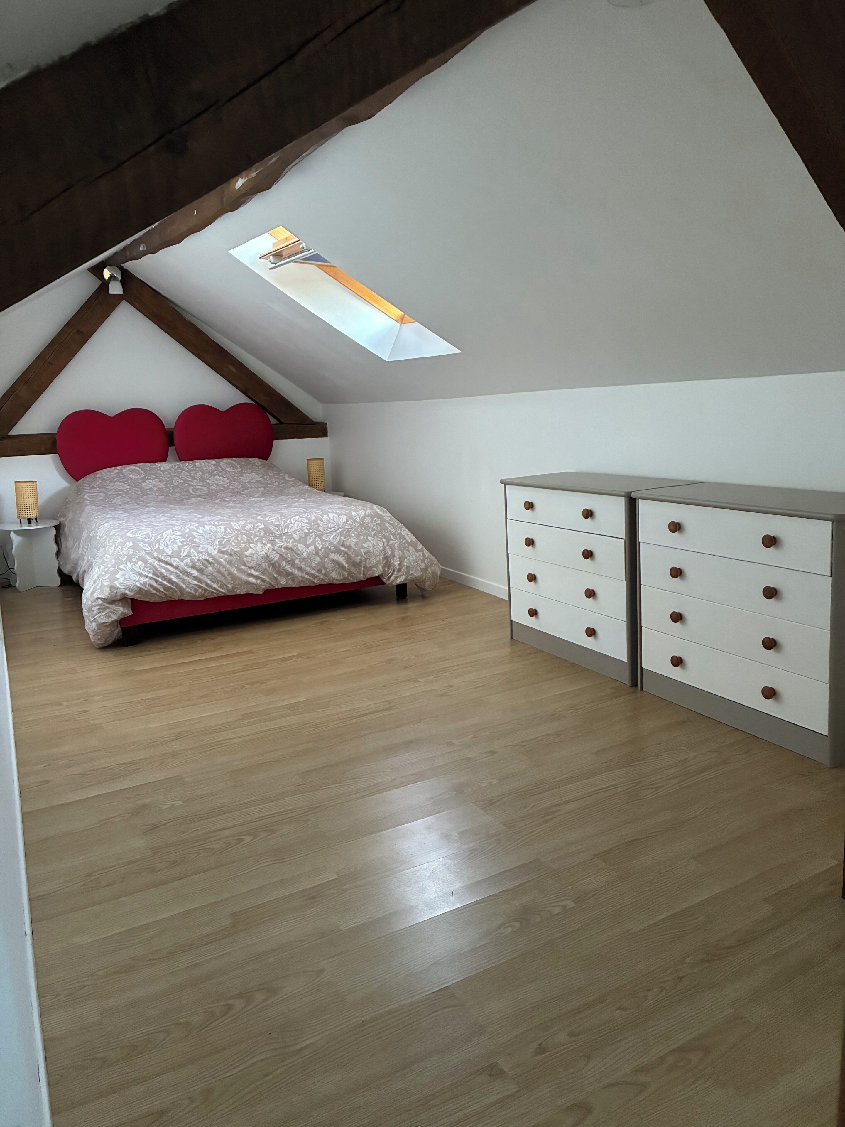 1 bedroom, iron/ironing board, bed sheets
