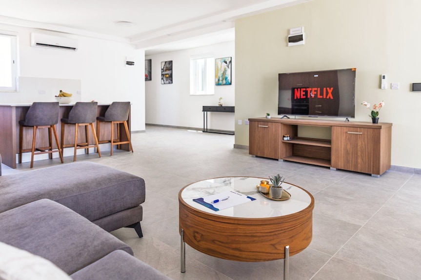 Spacious Penthouse In The Heart Of Gharghur - Malta
