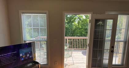 Quiet East TN Retreat: 3BR, 3BA home 5 mins from I-81, 20 from Bristol and JC