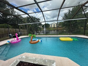 Pool - Three bedroom Disney dream retreat~ 8 mins away (Kissimmee)