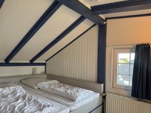 Ferienhaus | 2 Schlafzimmer, individuell eingerichtet