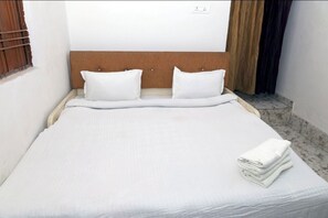 Deluxe Room - D Garden Palace (Sitapur)