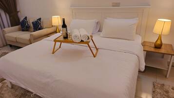 Appartamento Standard, 1 letto queen, non fumatori | Ferro/asse da stiro, Wi-Fi gratuito, lenzuola