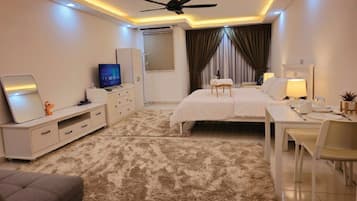 Standard-Apartment, 1 Queen-Bett, Nichtraucher | Bügeleisen/Bügelbrett, kostenloses WLAN, Bettwäsche