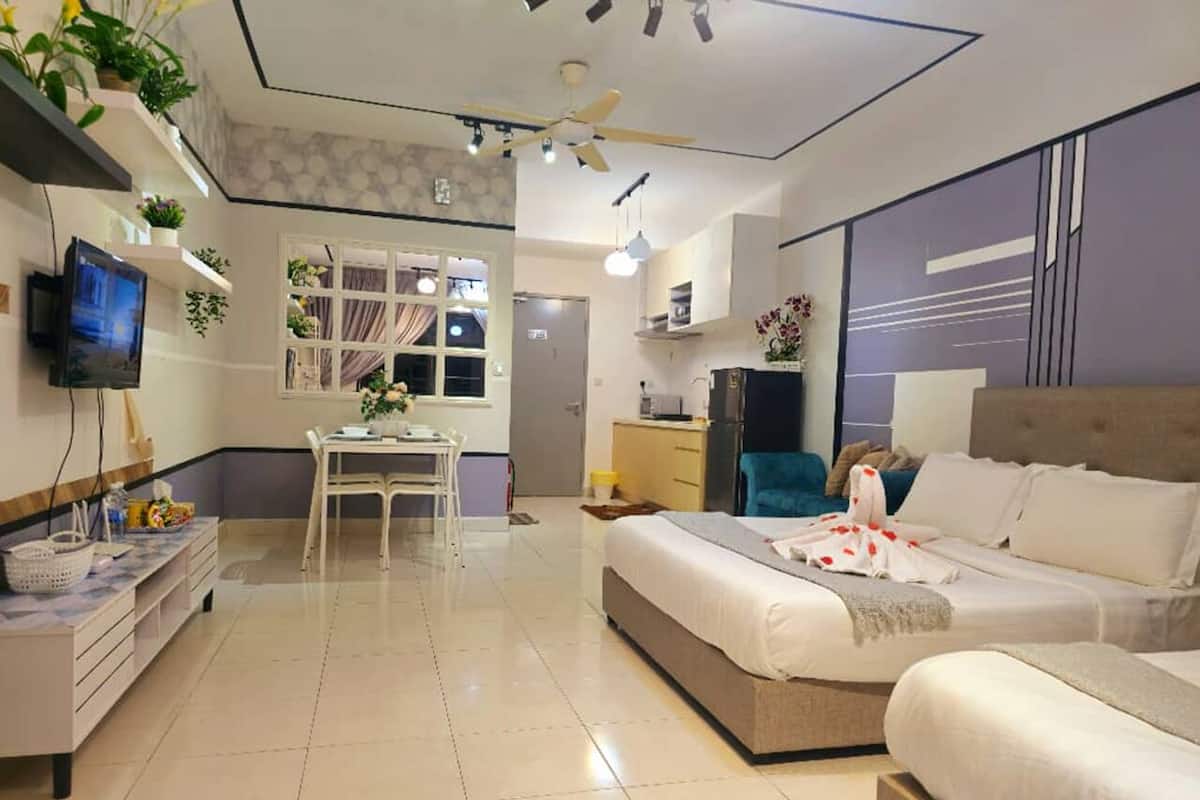 Departamento Deluxe, 2 camas Queen size, para no fumadores, vista a la alberca | Tabla de planchar con plancha, wifi gratis y ropa de cama 