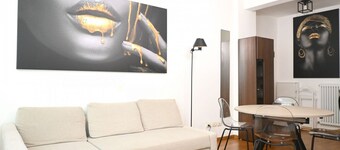 A46 - Ancona, three-room apartment with shared courtyard