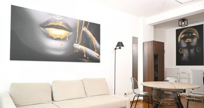 A46 - Ancona, three-room apartment with shared courtyard