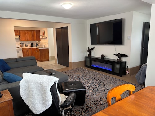 Campbell River discovery passage view guest suite