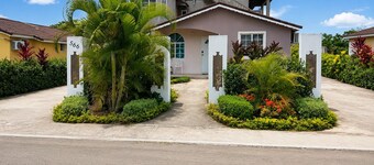 2BR Garden Suite – Minutes from a Glowing Lagoon