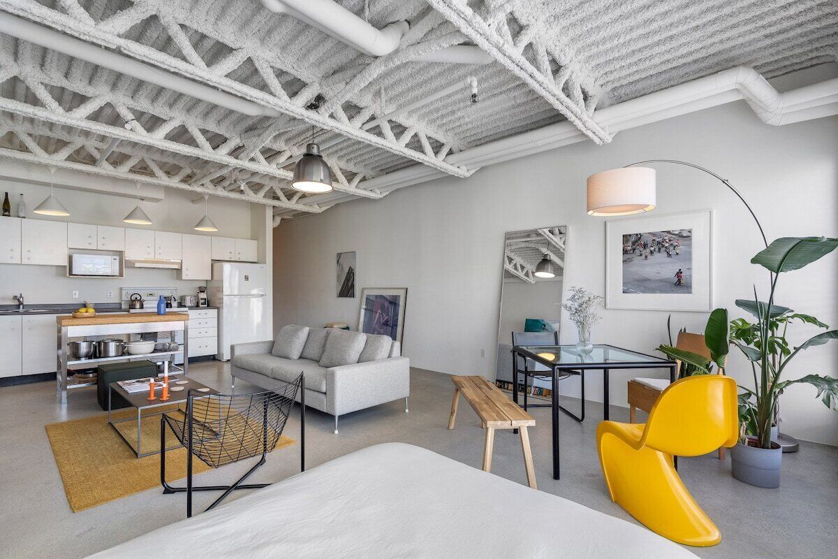 Smart TV, offices