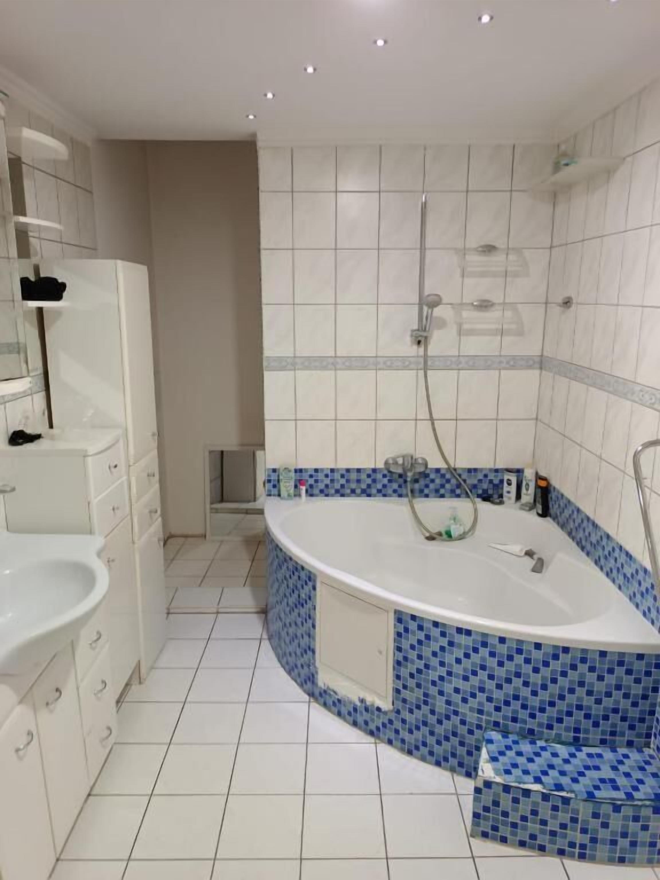 Zweibettzimmer | Badezimmer