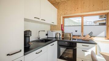 House | Private kitchen | Highchair