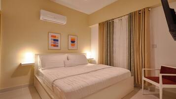 1 bedroom, iron/ironing board, WiFi, bed sheets