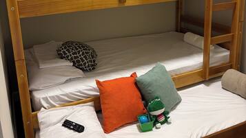 2 habitaciones, tabla de planchar con plancha y wifi gratis