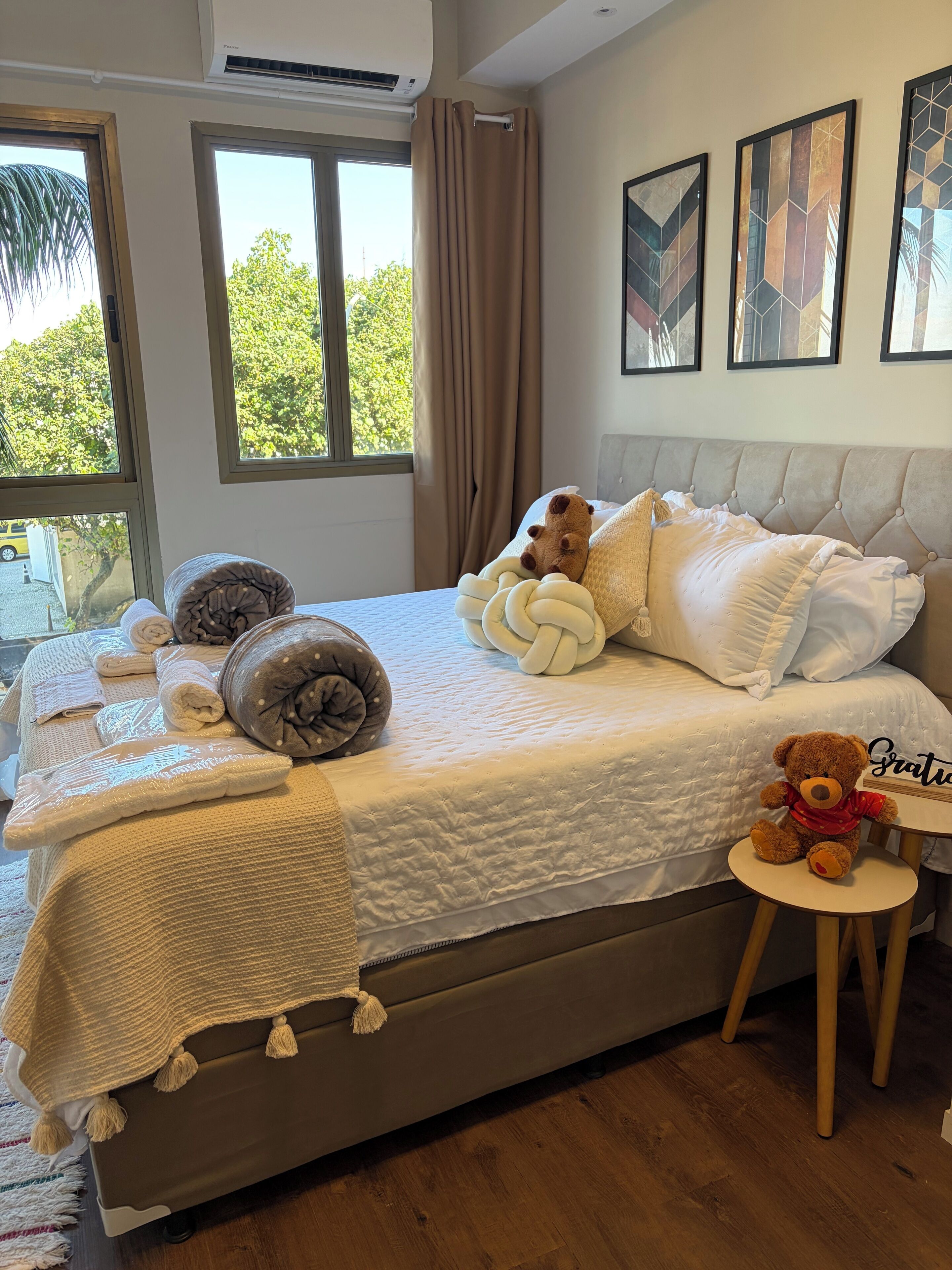 2 habitaciones, tabla de planchar con plancha y wifi gratis 