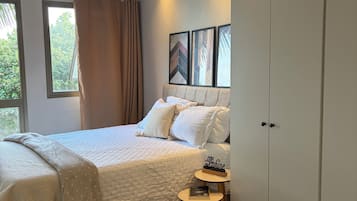 2 bedrooms, iron/ironing board, WiFi (free), bed sheets