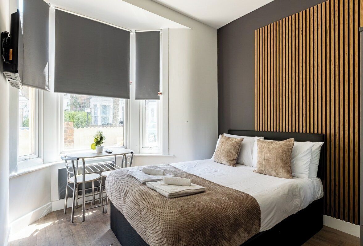 1 bedroom, internet, bed sheets