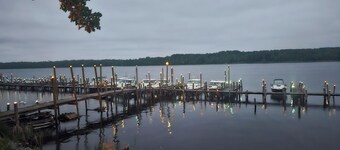 2 BR mobile home with AC that includes dock slip on the Rainy River. Sleeps 8