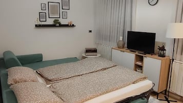 1 chambre, fer et planche à repasser, Wi-Fi, draps fournis