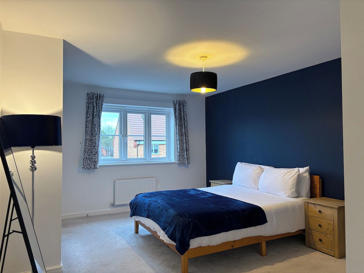 4 Schlafzimmer, Bügeleisen/Bügelbrett, WLAN
