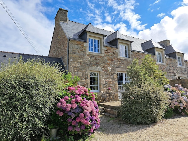 Coastal Stone House In Lannilis For 5 - Saint-Pabu