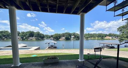Enjoyable 1-bedroom apartment on WILSON LAKE in Muscle Shoals