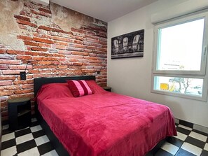 Internet - Diner-style apartment, AC - 2 guests (Cap d'Agde)