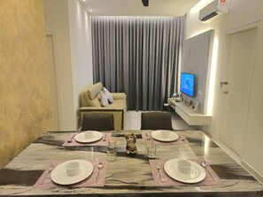Appart'hôtel Supérieur, 1 grand lit, balcon, vue ville | Wi-Fi gratuit