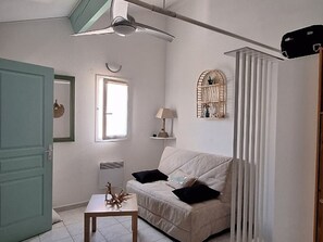 TV - Family cottage with AC - 5 guests (Le Barcarès)