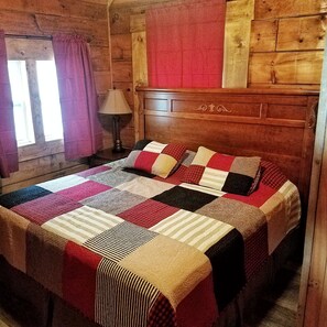 2 makuuhuonetta, silitysrauta/-lauta, Wi-Fi, vuodevaatteet