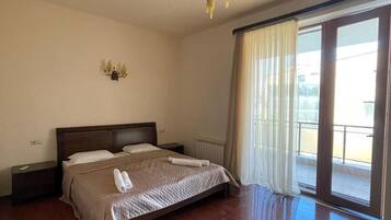 Deluxe Double Room, Balcony, City View