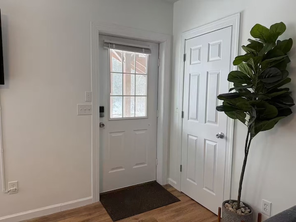 Interior - Spacious studio in Boone (Boone)