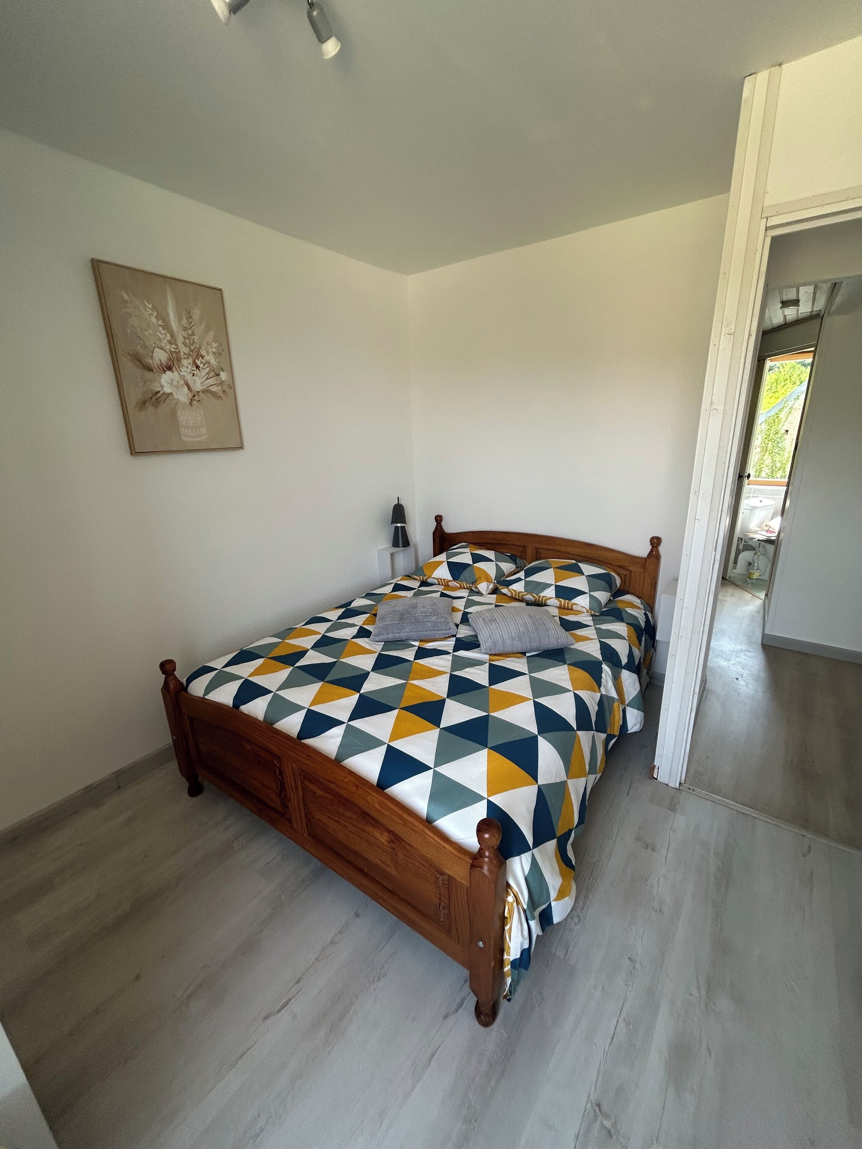 3 habitaciones, wifi gratis y ropa de cama 