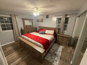 2 Schlafzimmer, Bügeleisen/Bügelbrett, WLAN