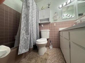 Handtücher, Toilettenpapier