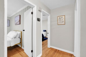 3 Schlafzimmer, Bügeleisen/Bügelbrett, WLAN, Bettwäsche