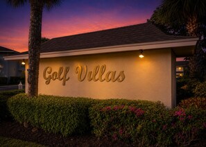 Exterior detail - Place in Paradise, Tropical 1 Bedroom with Golf Course in Ocean Village (Fort Pierce)